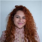 Ciencias de las comunicación y todas sus ramas, desde la base hasta edición, redacción, hablar en público, etc